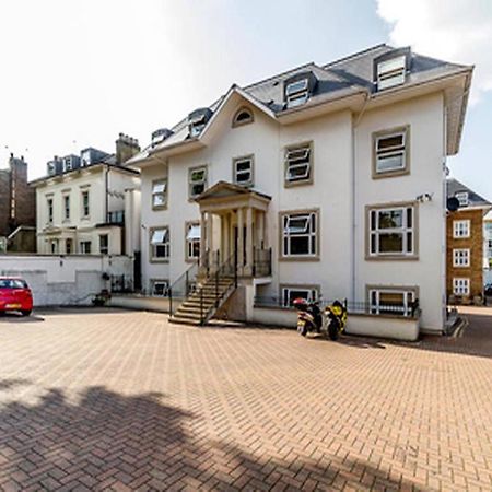 לונדון Windsor Holiday Apartments מראה חיצוני תמונה