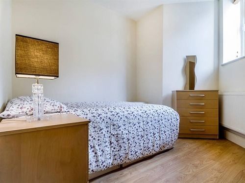 לונדון Windsor Holiday Apartments מראה חיצוני תמונה