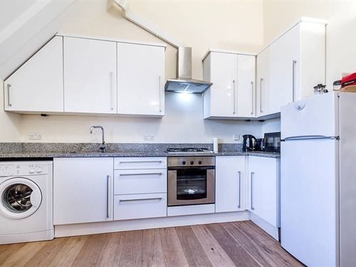 לונדון Windsor Holiday Apartments מראה חיצוני תמונה