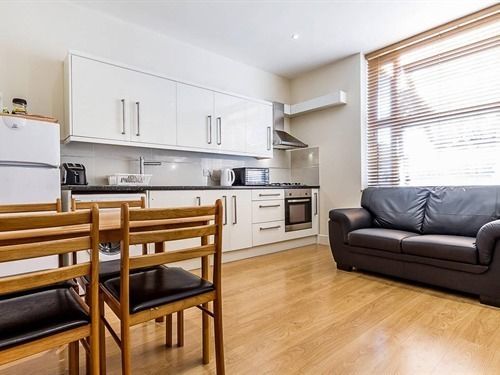 לונדון Windsor Holiday Apartments מראה חיצוני תמונה