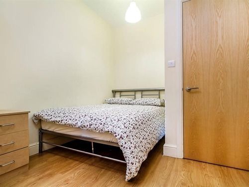 לונדון Windsor Holiday Apartments מראה חיצוני תמונה